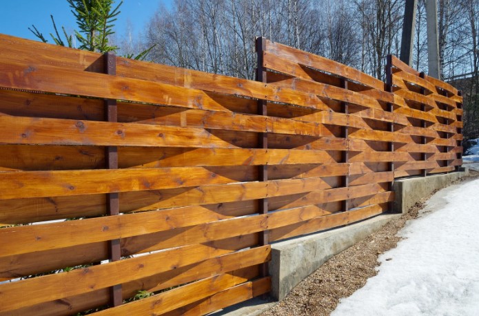 самый практичный забор из дерева самый практичный забор из дерева