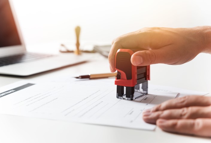 як отримати карту сталего побиту в Польщі для українців